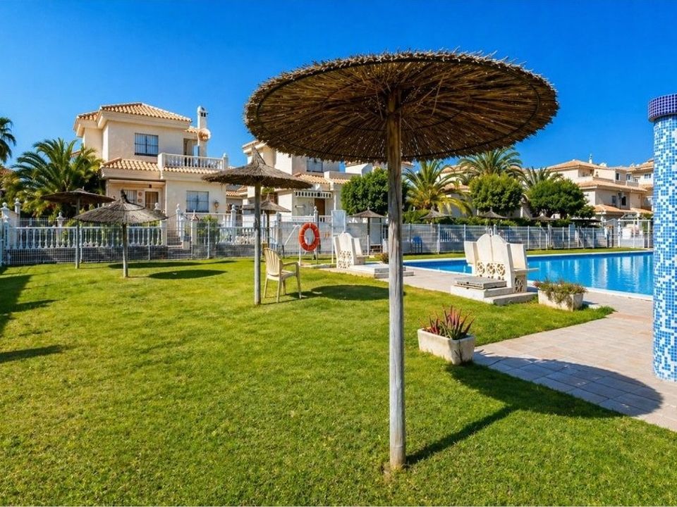 Lejlighed i Orihuela Costa, Alicante - foto 1