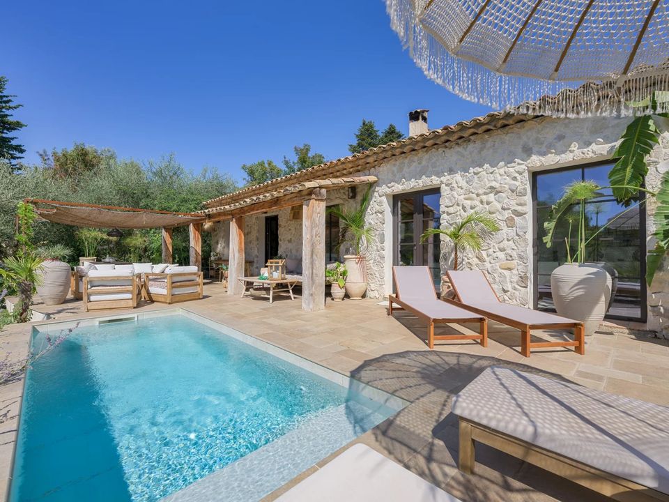 Villa i Tourrettes-sur-Loup, Alpes-Maritimes - foto 2