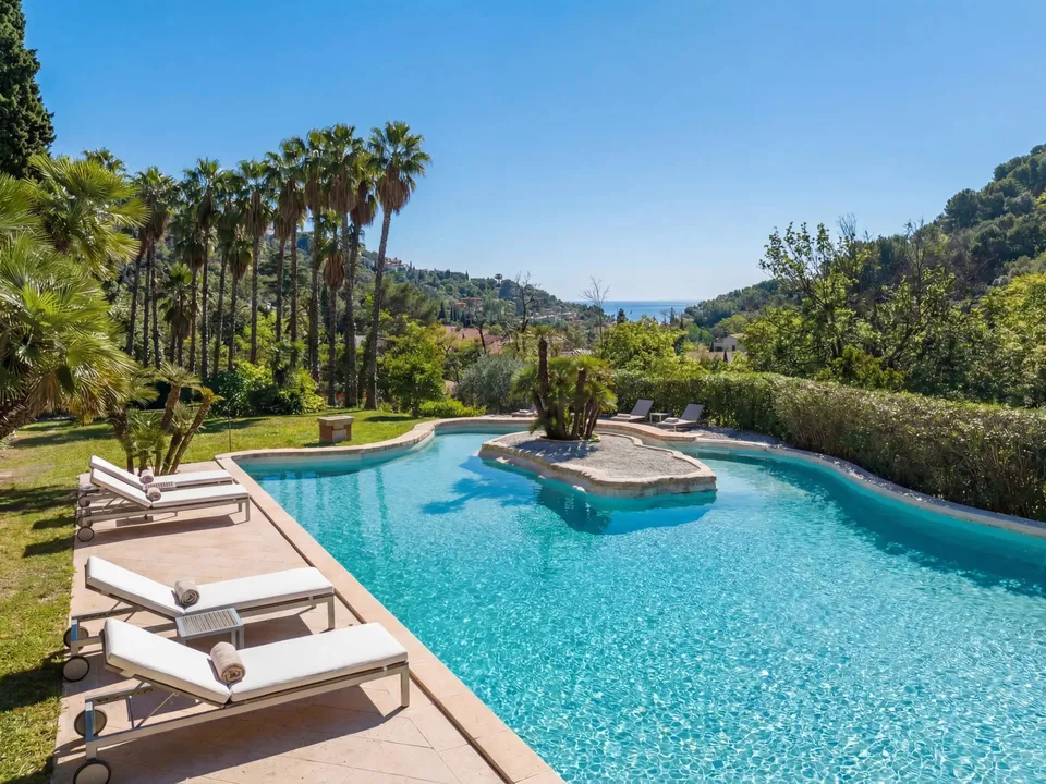 Villa i Menton, Alpes-Maritimes - foto 1