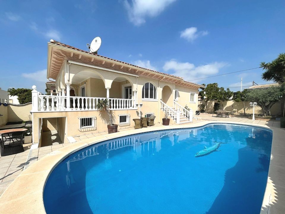 Villa en Ciudad Quesada, Alicante - foto 2