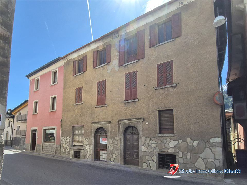 Villa i Vezza d'Oglio, Brescia - foto 1
