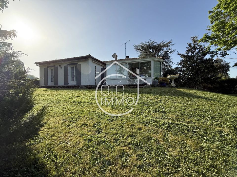 Villa i Port-Sainte-Foy-et-Ponchapt, Dordogne - foto 1