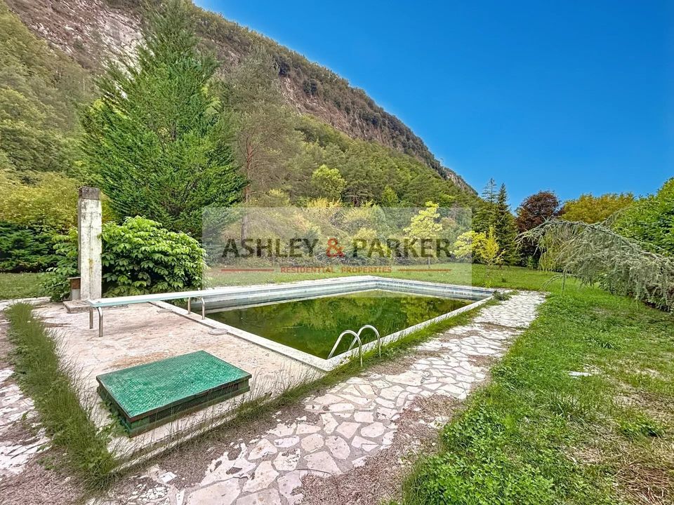 Villa en Entrevaux, Alpes-de-Haute-Provence - foto 2