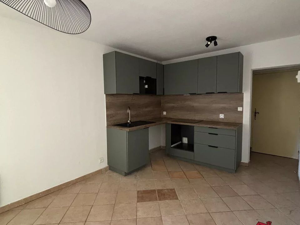 Lejlighed i Pertuis, Vaucluse - foto 3