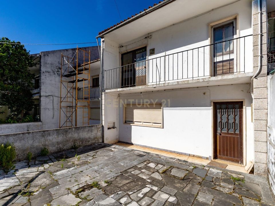 Villa in Alcanena, Santarem - photo 1