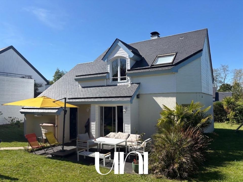 Villa i Hérouville-Saint-Clair, Calvados - foto 1