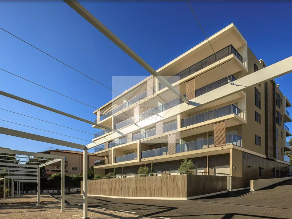 Lejlighed i Antibes, Alpes-Maritimes - foto 1