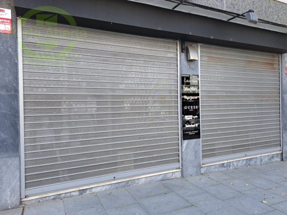 Erhvervsejendom i Santo Tirso, Porto - foto 2