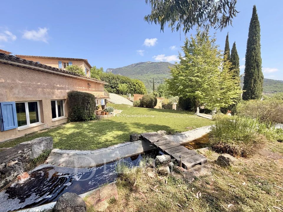 Villa i Le Bar-sur-Loup, Alpes-Maritimes - foto 4