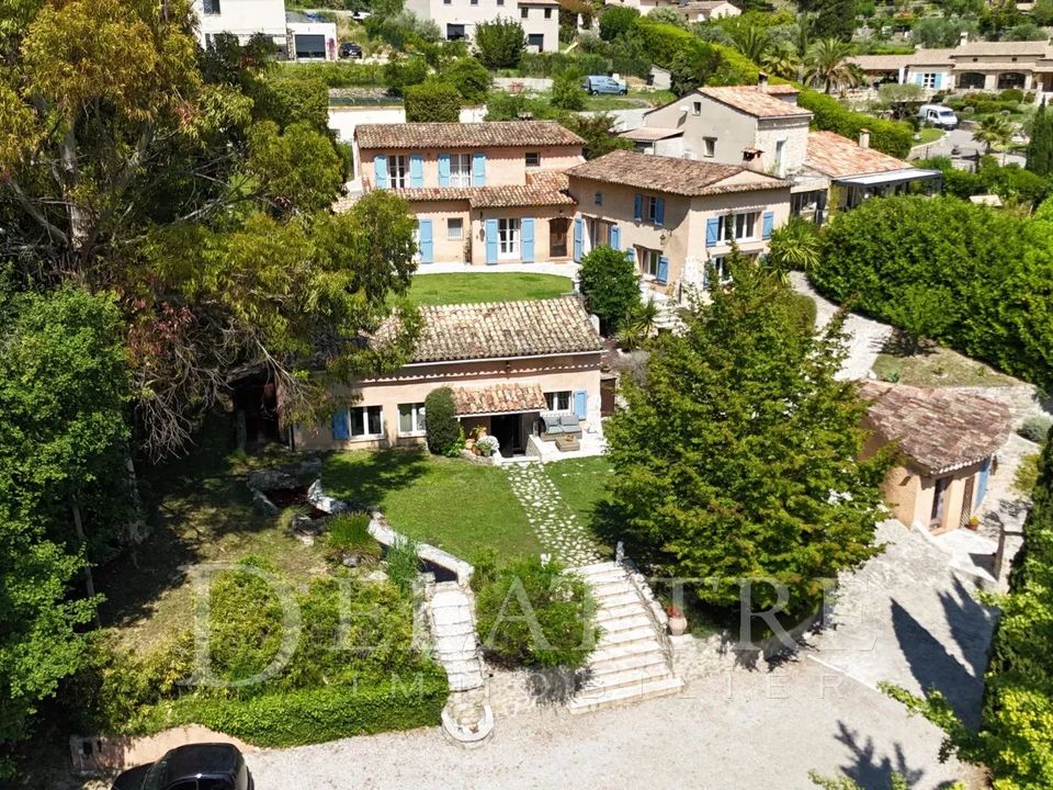 Villa i Le Bar-sur-Loup, Alpes-Maritimes - foto 2