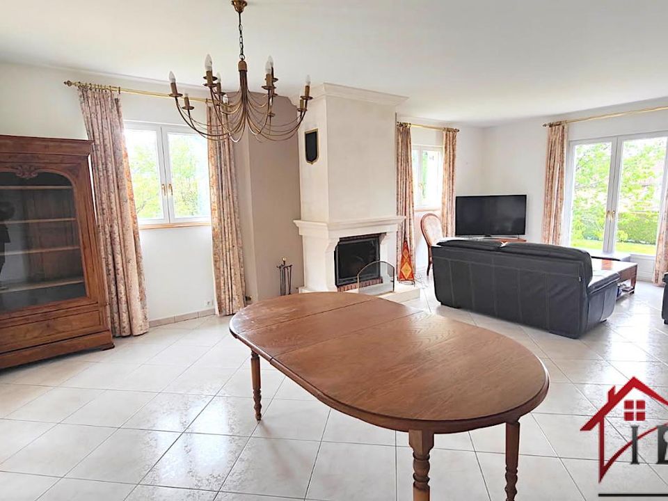 Villa i L’Isle-sur-le-Doubs, Doubs - foto 4