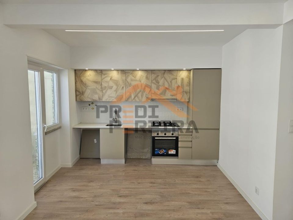 Lejlighed i Amadora, Lisbon - foto 4