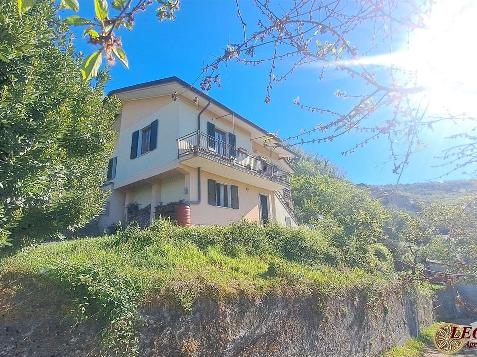Villa i Filattiera, Massa and Carrara - foto 1