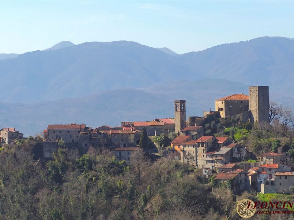Landejendom i Bagnone, Massa and Carrara - foto 1