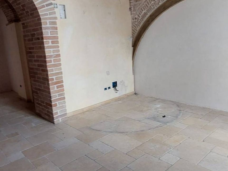 Erhvervsejendom i Ascoli Piceno, Ascoli Piceno - foto 2