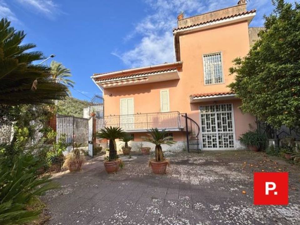 Villa i Caserta, Caserta - foto 1