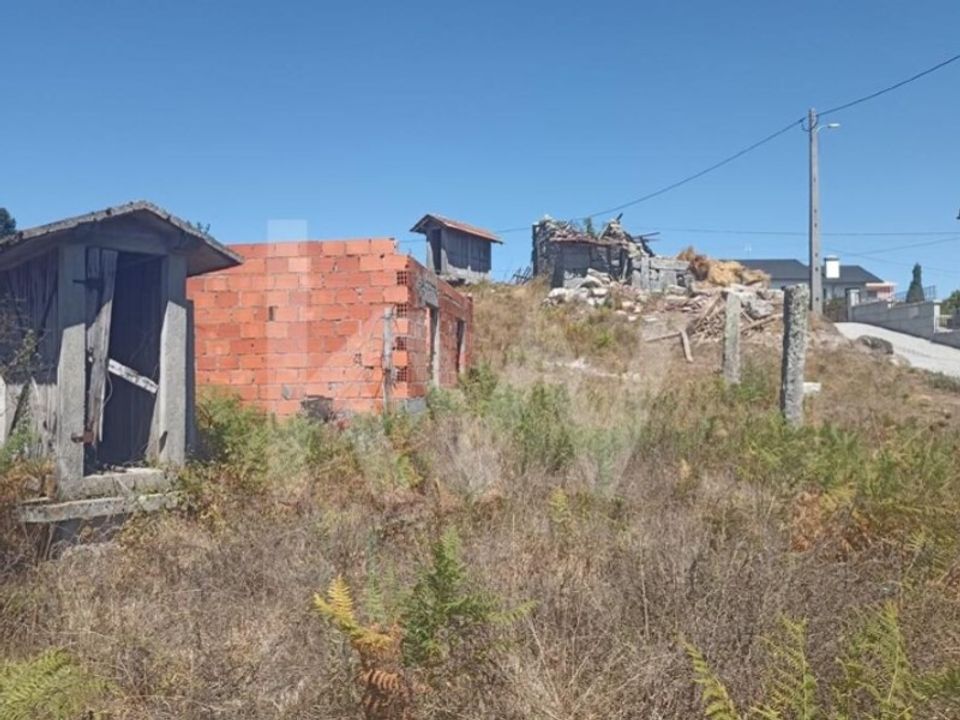 Helårsgrund i Pindelo dos Milagres, Viseu - foto 1