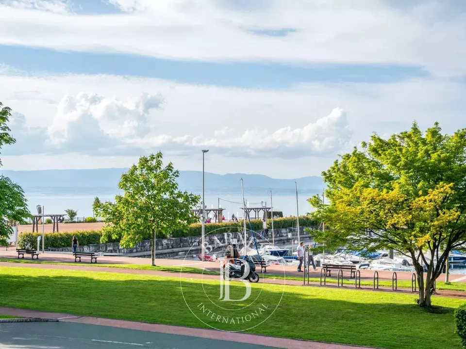 Lejlighed i Evian-les-Bains, Haute-Savoie - foto 5