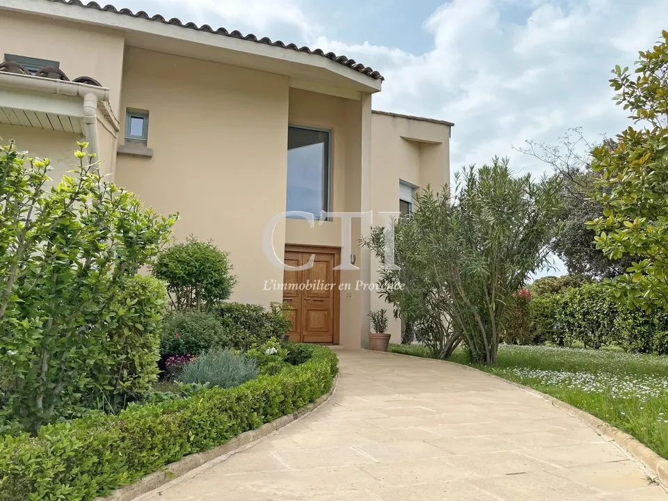 Landejendom i L'Isle-sur-la-Sorgue, Vaucluse - foto 3