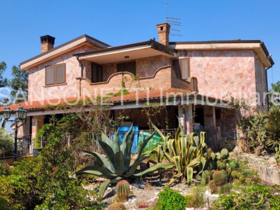 Villa a Manduria, Taranto - foto 1