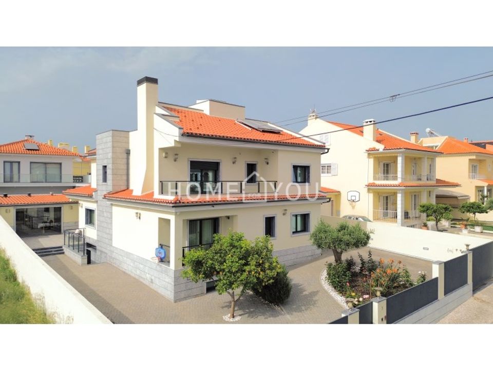 Villa i Carnaxide, Lisbon - foto 1