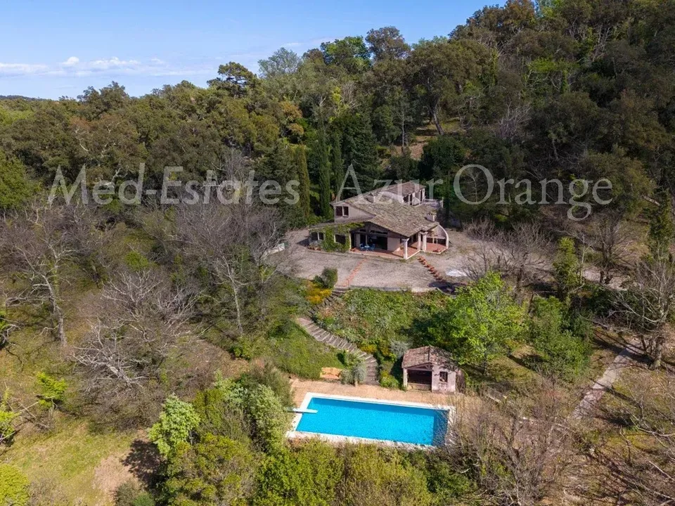 Villa i La Garde-Freinet, Var - bilde 1