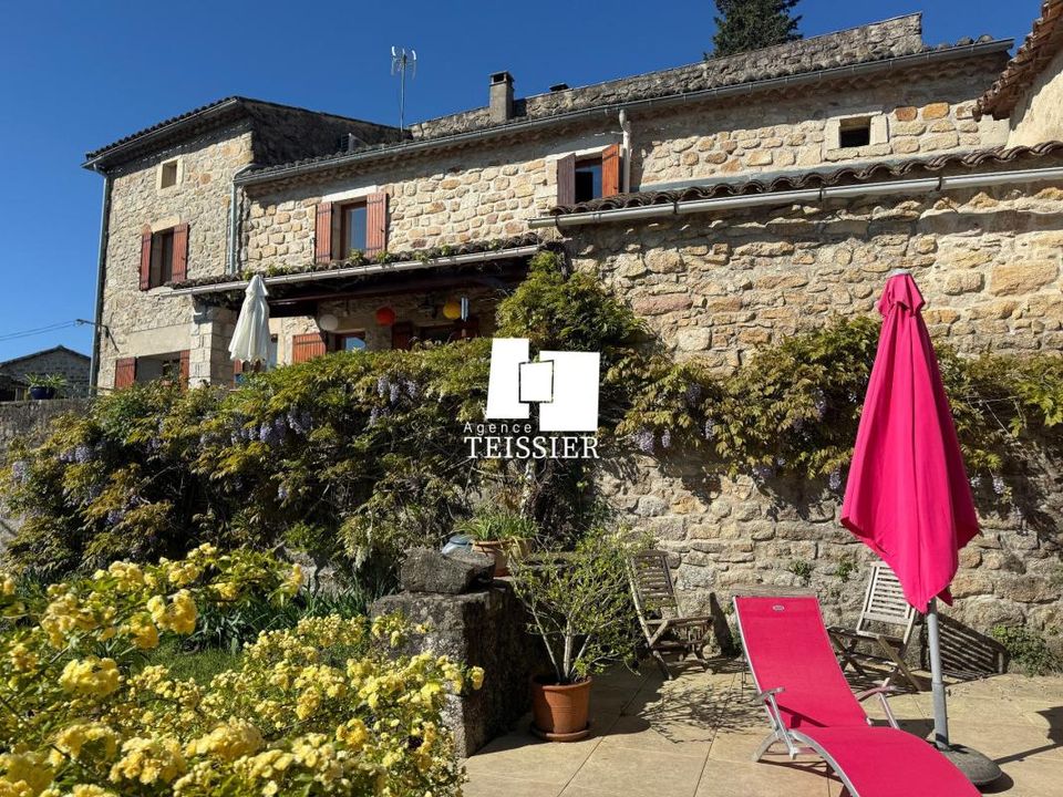 Villa i Saint-Paul-le-Jeune, Ardeche - bilde 1