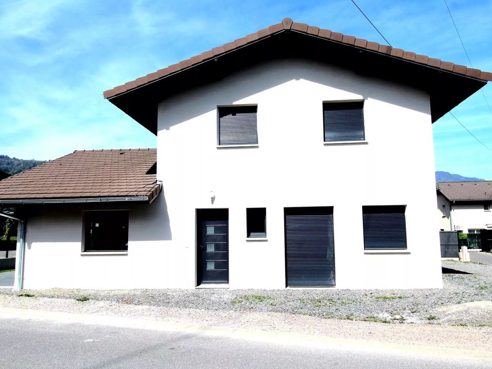 Villa in Scionzier, Haute-Savoie - foto 2