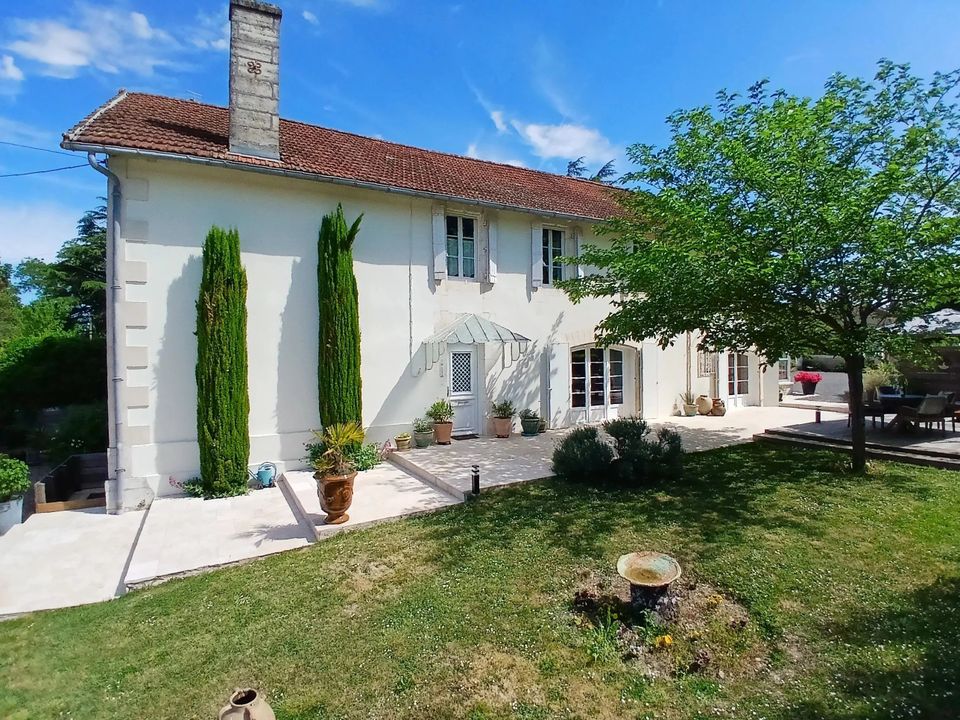 Villa i Villebois-Lavalette, Charente - foto 2