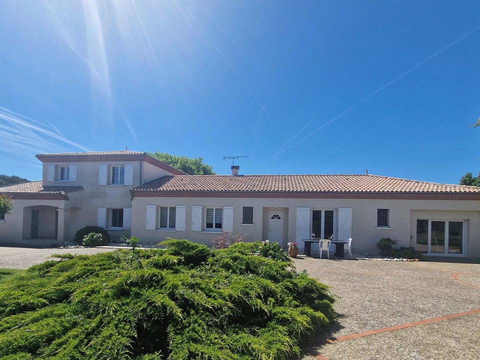 Villa i Monflanquin, Lot-et-Garonne - foto 1