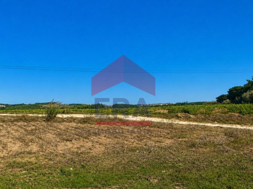 Helårsgrund i Serra de El Rei, Leiria - foto 1