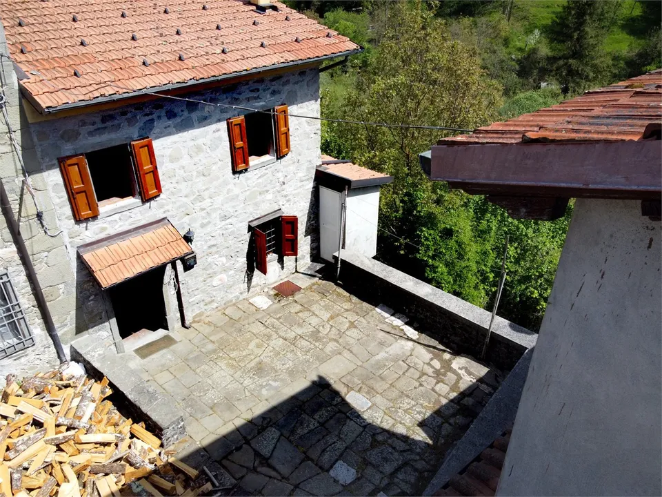 Landsbyhus i Minucciano, Lucca - foto 1