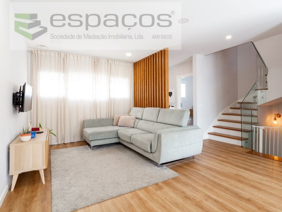 Rækkehus i Santa Iria de Azoia, Lisbon - foto 2