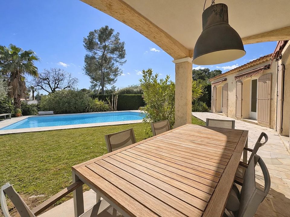 Villa i Roquefort-les-Pins, Alpes-Maritimes - bilde 2