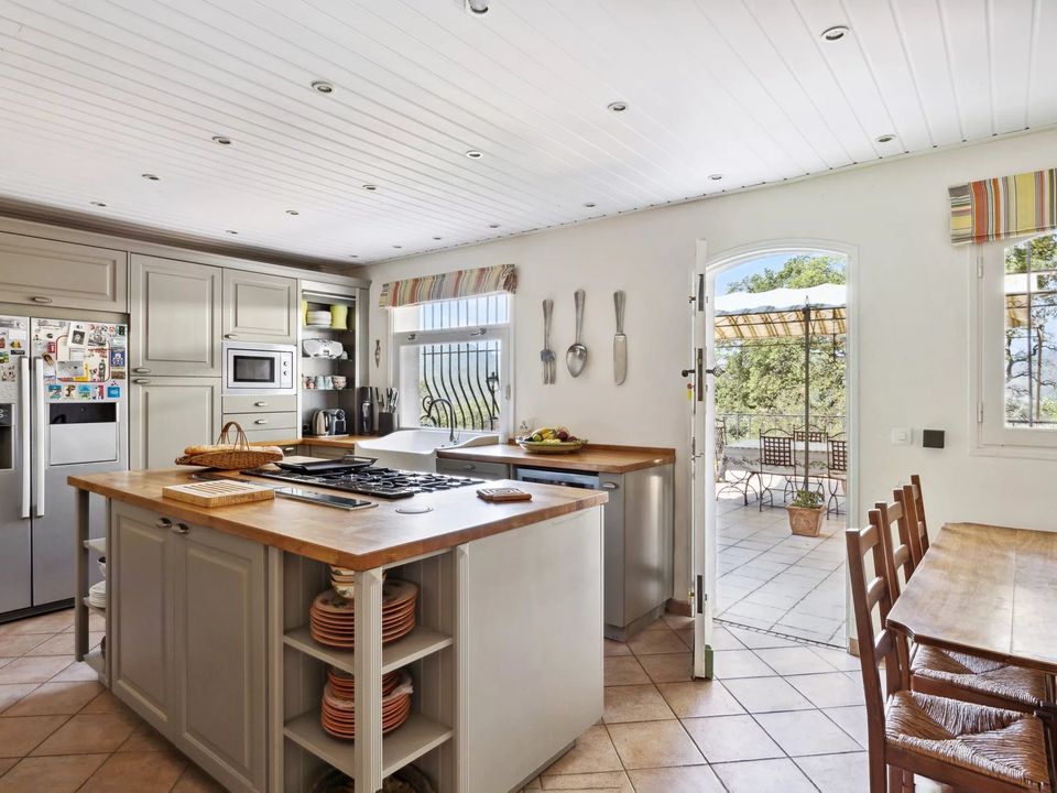 Villa i Mandelieu-la-Napoule, Alpes-Maritimes - foto 5