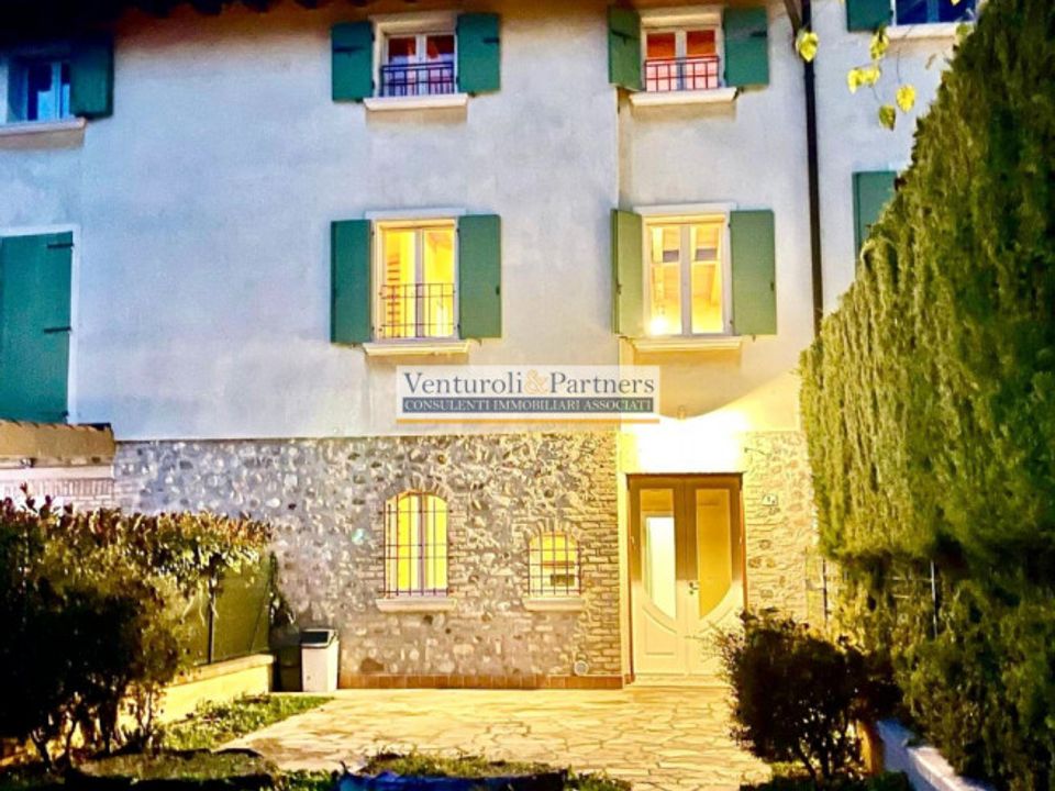 Rækkehus i Peschiera del Garda, Verona - foto 1