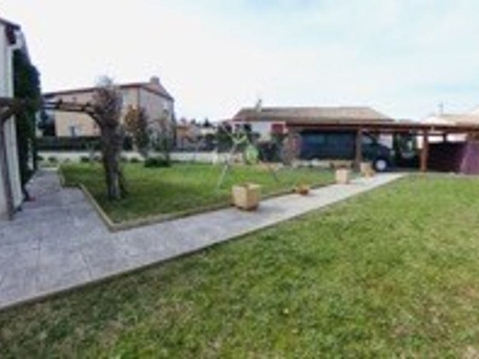Villa i Millas, Pyrenees-Orientales - foto 1