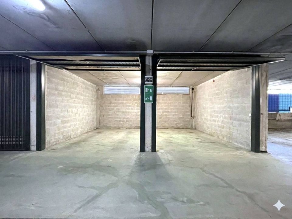 Parkeringsplads i Cairo Montenotte, Savona - foto 1