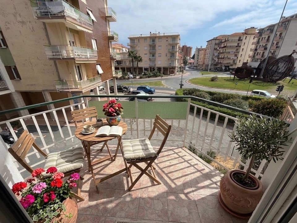 Leilighet i Taggia, Imperia - bilde 1