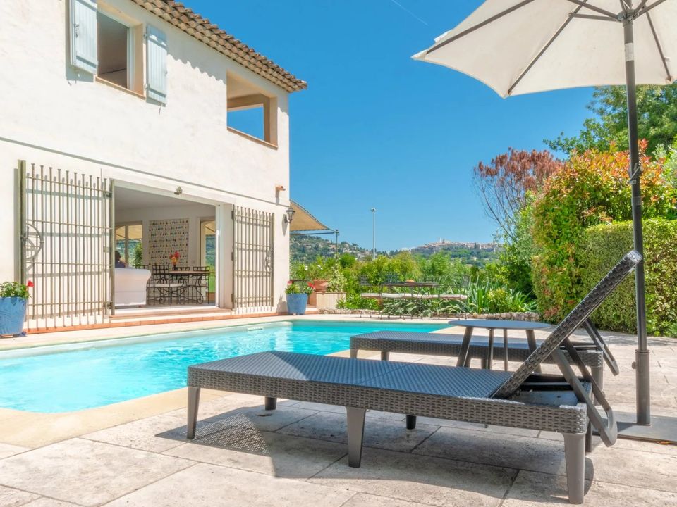 Villa i La Colle-sur-Loup, Alpes-Maritimes - foto 1
