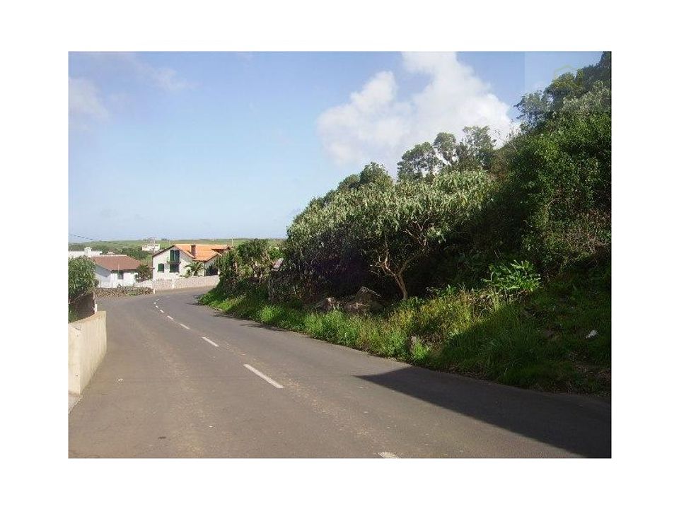 Helårsgrund i Fontinhas, Terceira - foto 1