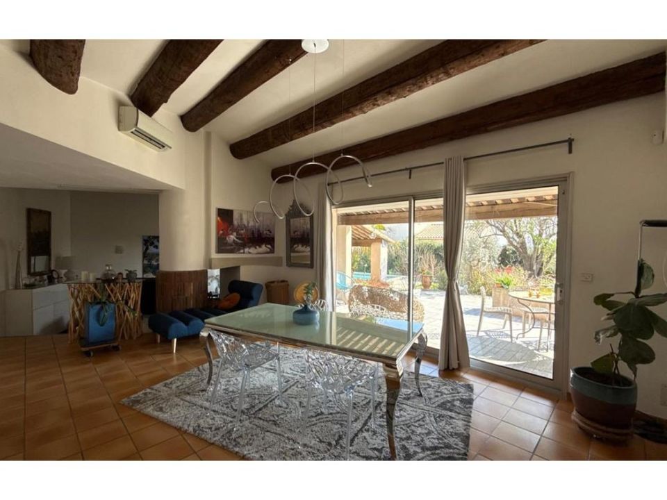 Villa i La Fare-les-Oliviers, Bouches-du-Rhone - foto 3