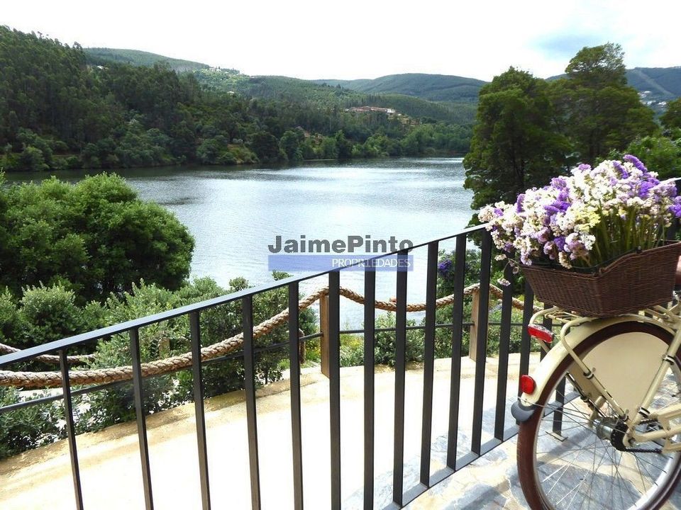 Helårsgrund i Penafiel, Porto - foto 2