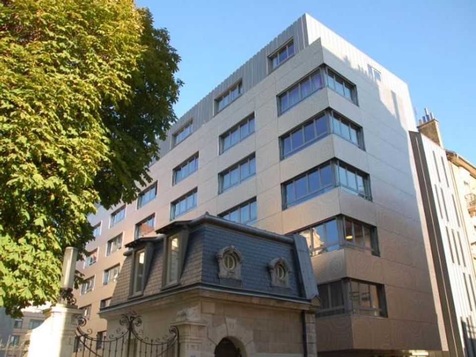 Erhvervsejendom i Grenoble, Isere - foto 1