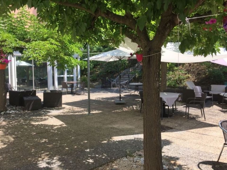 Erhvervsejendom i Aubagne en Provence, Bouches-du-Rhone - foto 4