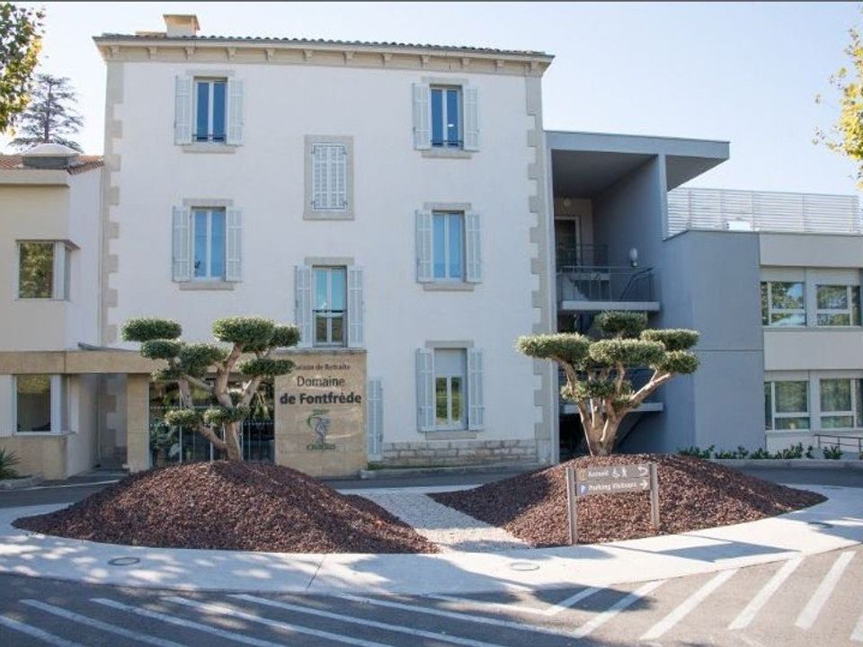 Erhvervsejendom i Marseille, Bouches-du-Rhone - foto 1