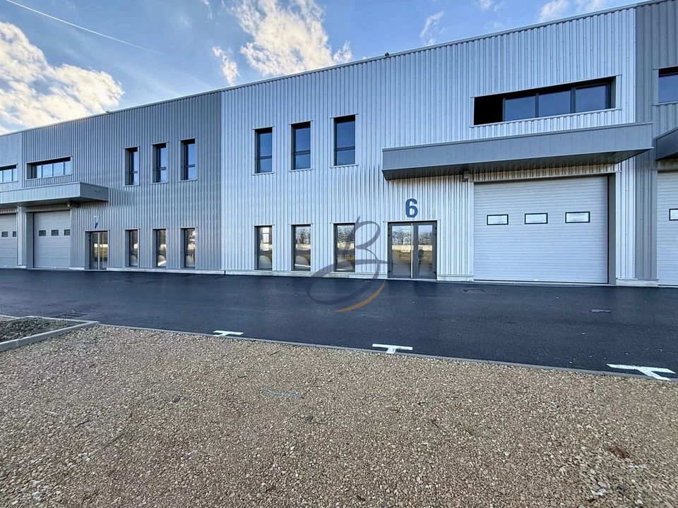Erhvervsejendom i Bourgoin-Jallieu, Isere - foto 2
