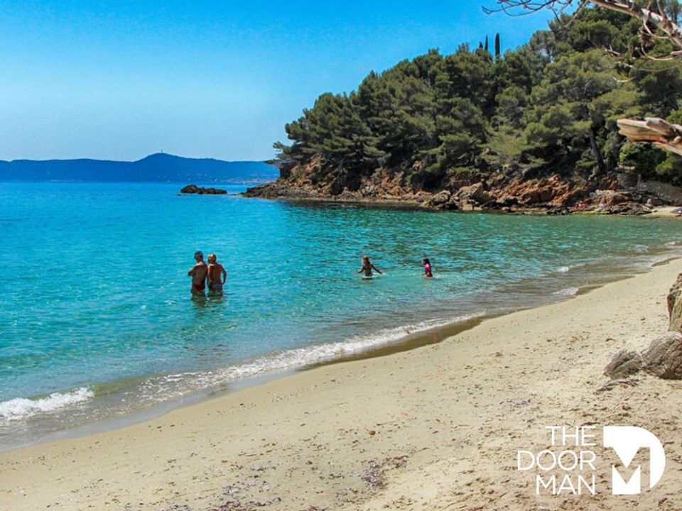 Erhvervsejendom i Le Lavandou, Var - foto 4