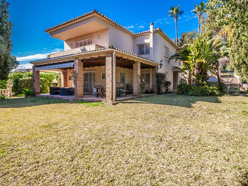 Villa a Calahonda, Malaga - foto 1