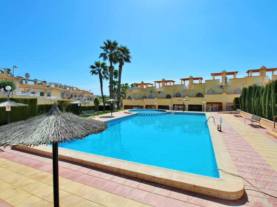 Lejlighed i Villamartin, Alicante - foto 1